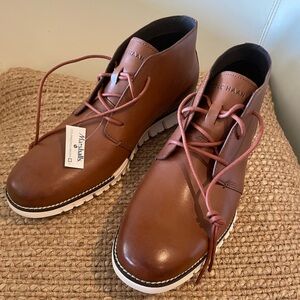 Cole Haan NWT Men’s Lace Up, White Athletic Sole, Caramel Brown Never Worn Shoes